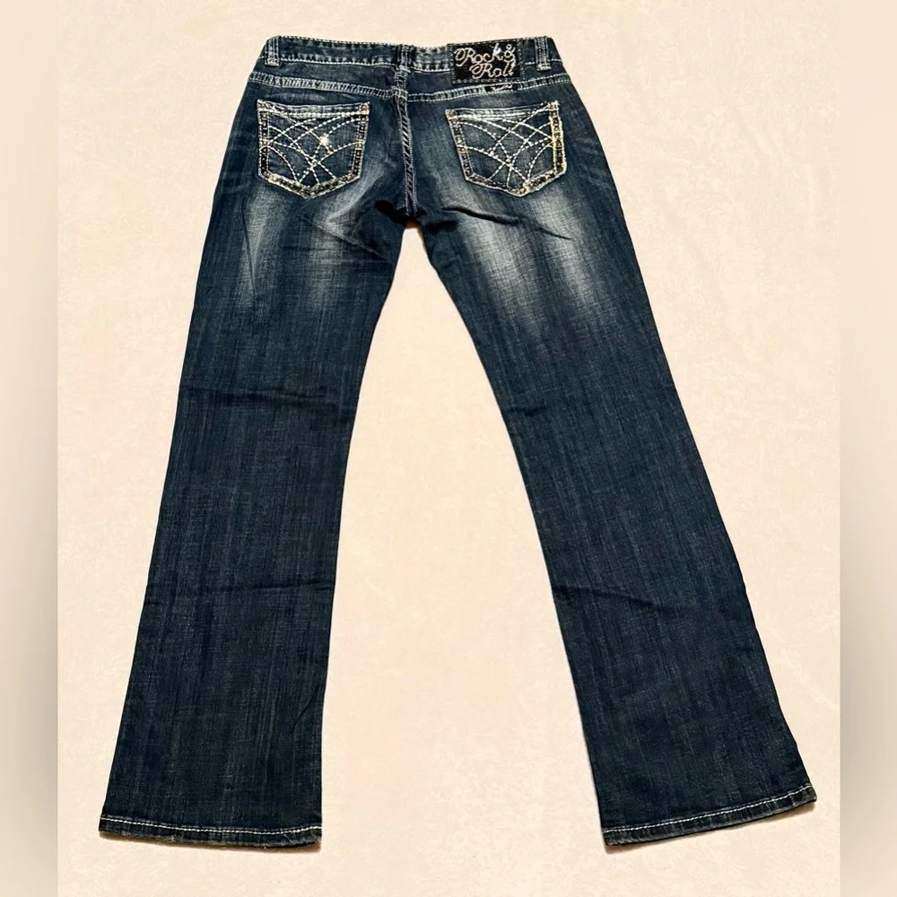 Rock & Roll Cowgirl Medium Wash Low Rise Boot Cut Jeans - Picture 5 of 5